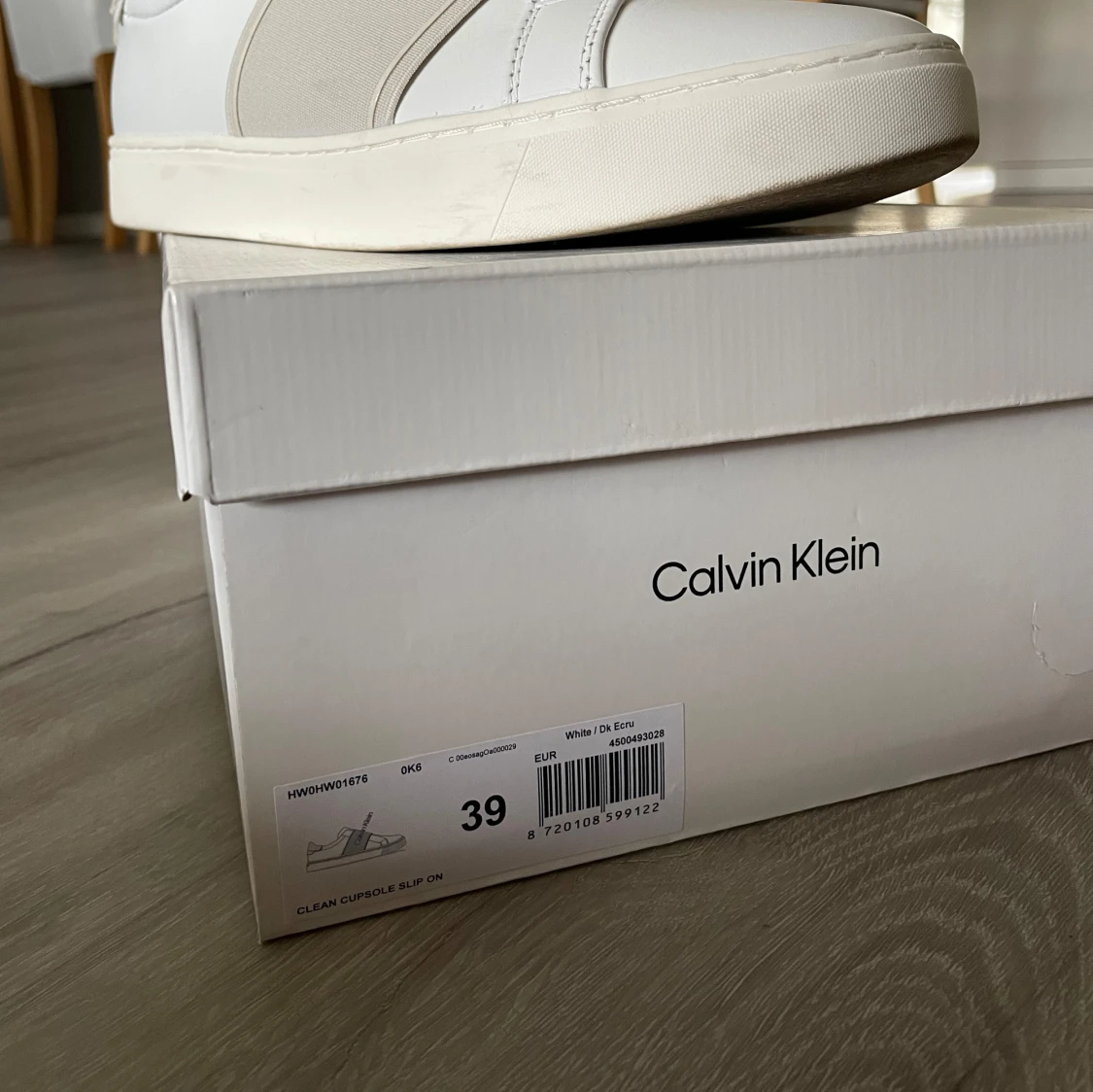 Calvin Klein Sneakers  - 91