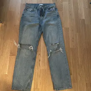 Fina jeans från Gina Tricot, har tyvärr blivit för små för mig. Bra skick