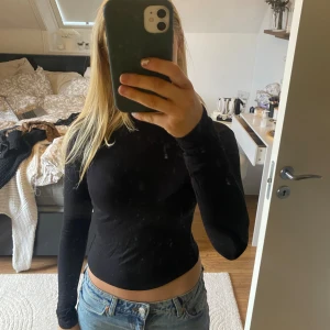 Långärmad tröja  - Lite nopprig