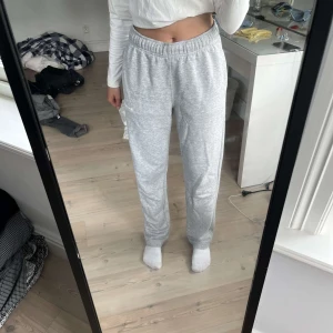 Mjukisbyxor  - Både snygga å sköna mjukisbyxor!😁