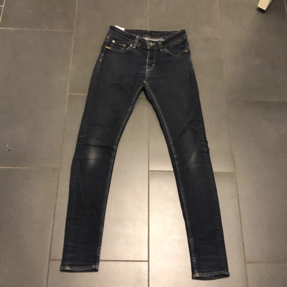 Tja ett par najs jeans från tiger of sweden för ett väldigt bra pris. Nypris: ungefär 1500kr, Mitt pris: 199kr. Jeans & Byxor.