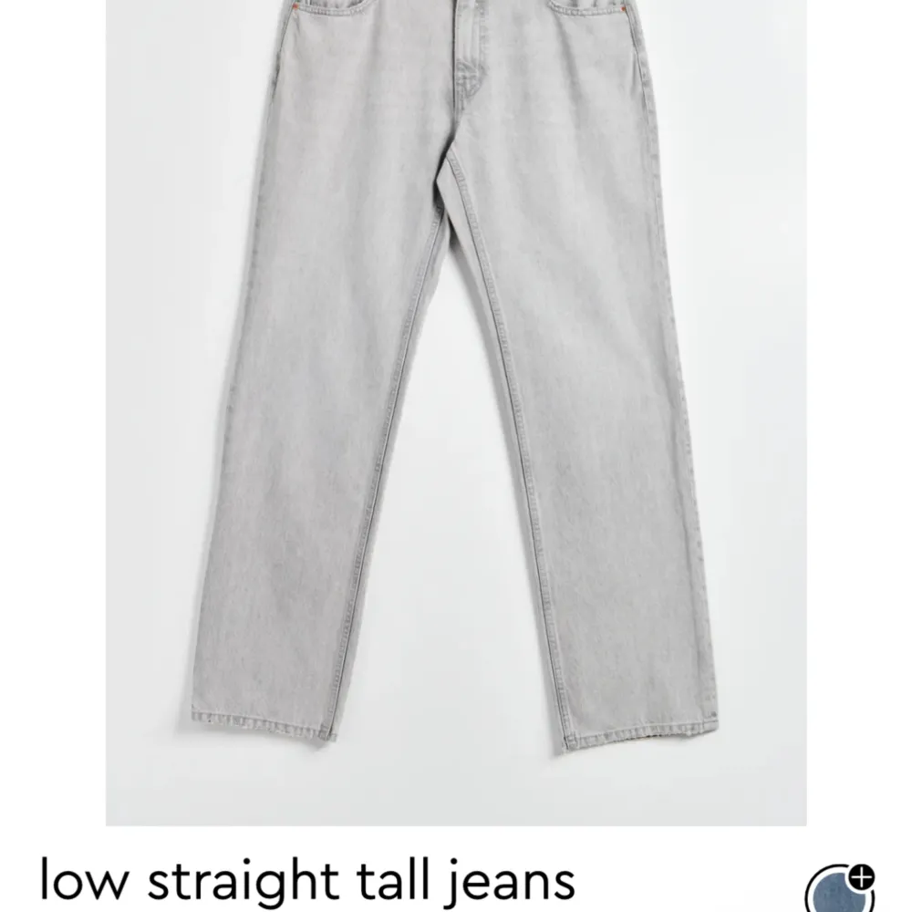 Säljer dessa grå jeans från Gina. Nypris 499kr säljer nu för 299kr . Jeans & Byxor.