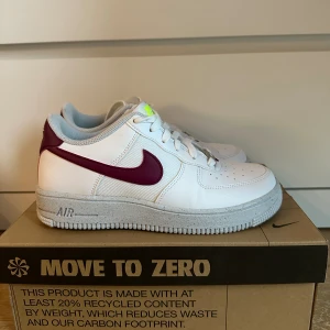 Air force 1 - Knappt använda, strlk 38