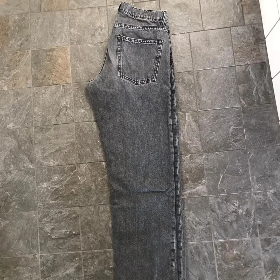 Gråa Jeans