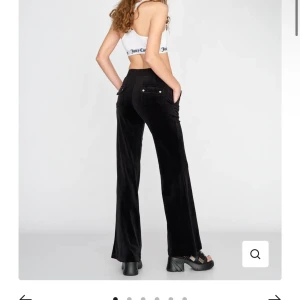 Juicy set - Säljer juicy set som inte kommer till användning längre har bara haft setet 2 gånger❤️