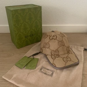 Gucci keps - Helt ny Gucci Jambo Keps med box och tygpåsen. Priset kan diskuteras!