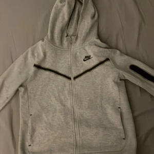 Nike tech fleece  - Skön bra kvalite  