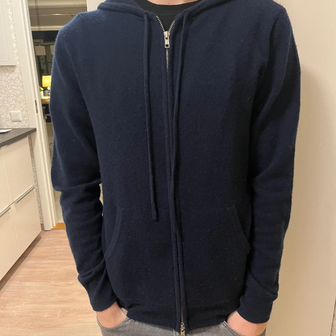 John Henric Kashmir zip