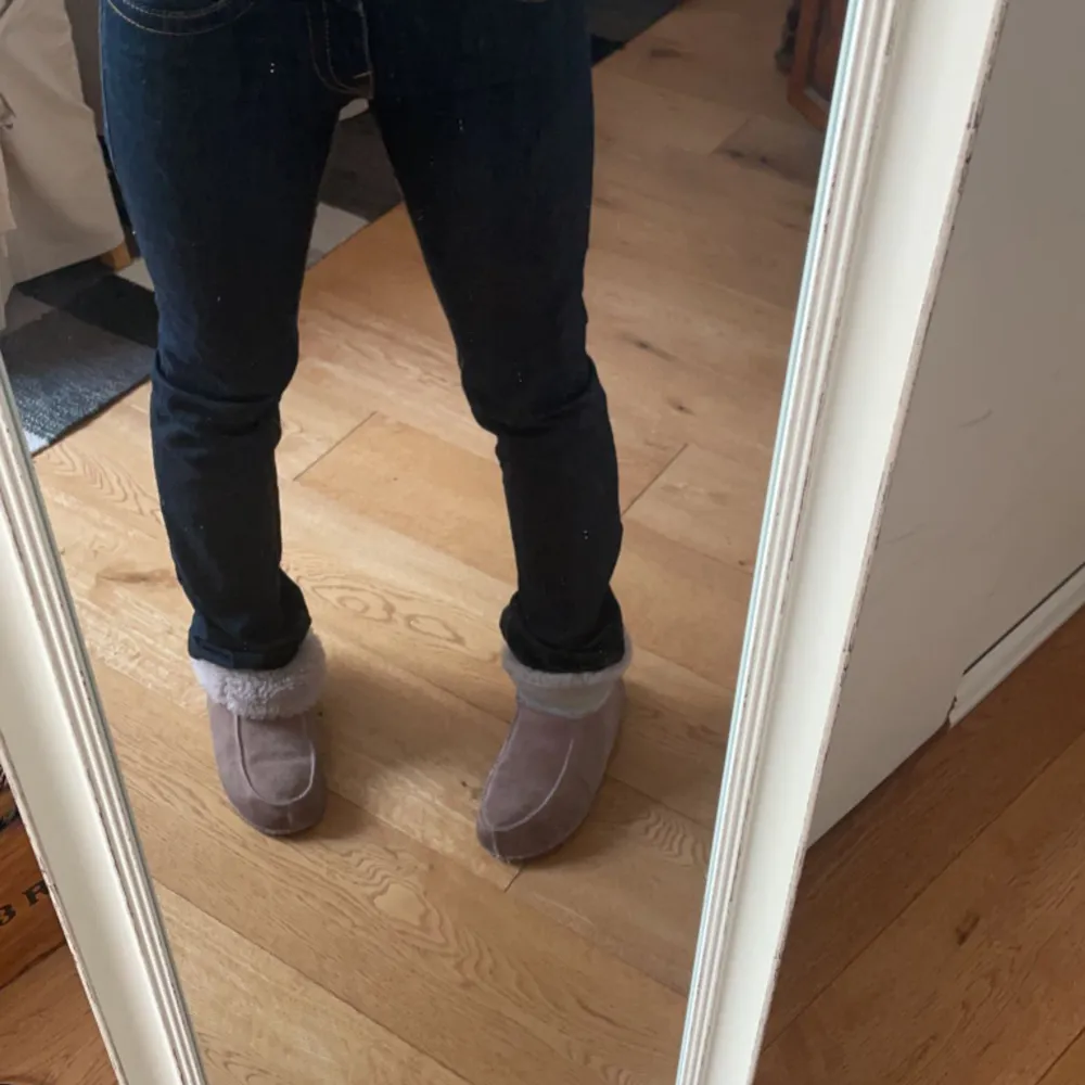 Finaste true religion jeansen som tyvärr sitter lite för stort på mig. absolut snyggadte fickorna thoo 💯 . Jeans & Byxor.
