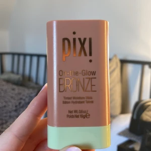 Pixi bronzer - Helt oanvänd pixi bronzer! Köptes för 209 !