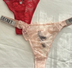 Rosa VS trosor, oanvända  - Storlek M, aldrig använda 