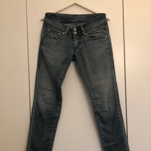 Pepe jeans - Ultra low waist jeans från pepe jeans. Perfekt skick