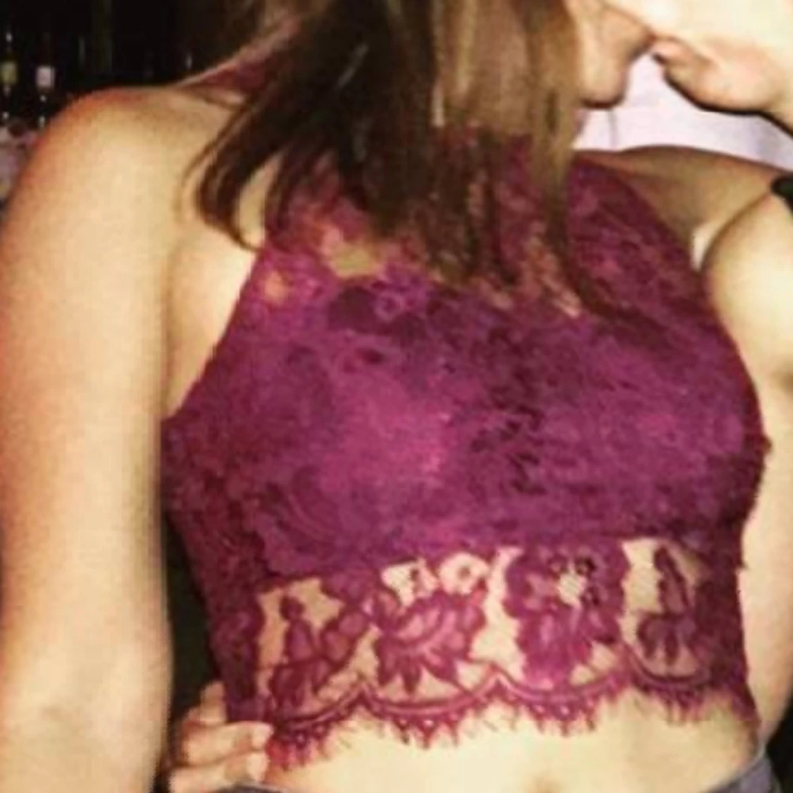  Croppad topp med rynkade applikationer - 90