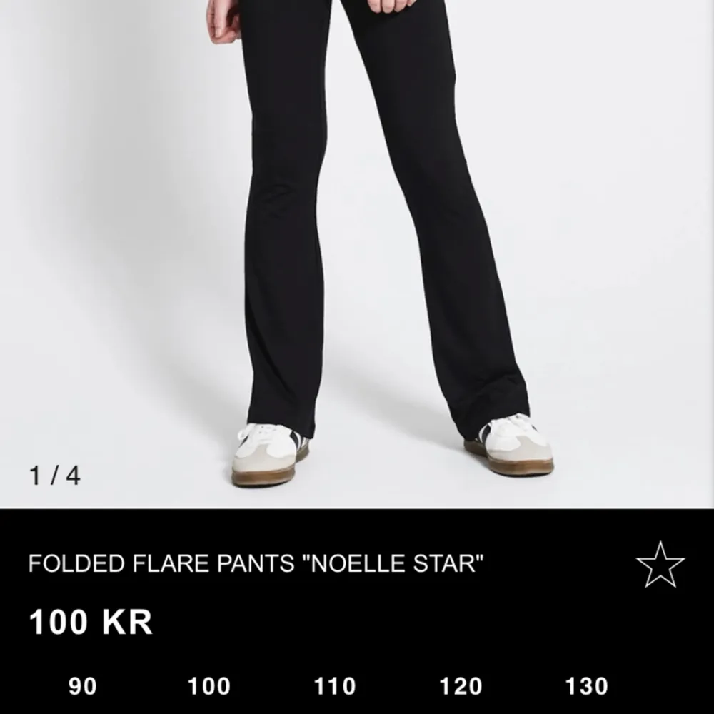  Säljer dessa yoga pants från lager 157, aldrig andvänt, lappen kvar. Säljer på grund av att de är för sent att skicka tillbaka dom. Slut på hemsidan.. Jeans & Byxor.