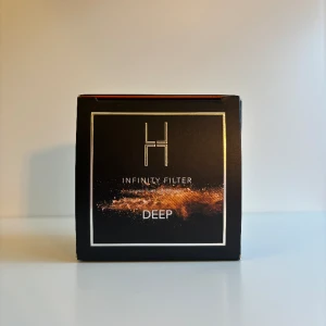 Setting powder - Säljer detta prisbelönta oanvända setting powder från lh cosmetics! Det är helt oanvänt och är en av dom bästa setting powdrena❤️Skriv vid funderingar!  Nypris 379kr, mitt pris 279kr!