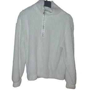 Teddytröja storlek small - Vit teddytröja storlek small. 