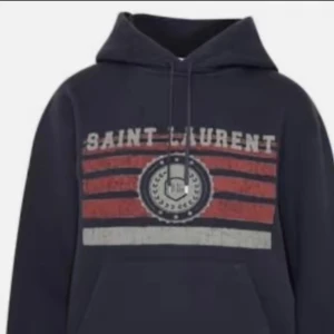 SÖKER! - Söker denna hoodie! Srl L