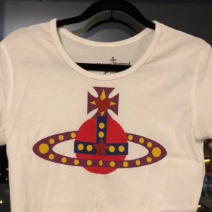 Vivienne Westwood shirt anglomania - Please contact before buying! Only worn a few times Anglomania collection Size S/M  #nana #nanaosaki #hachi #viviennewestwood #vivienne #orb 