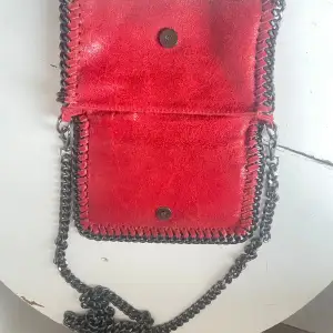 Röd äkta skinn väska 