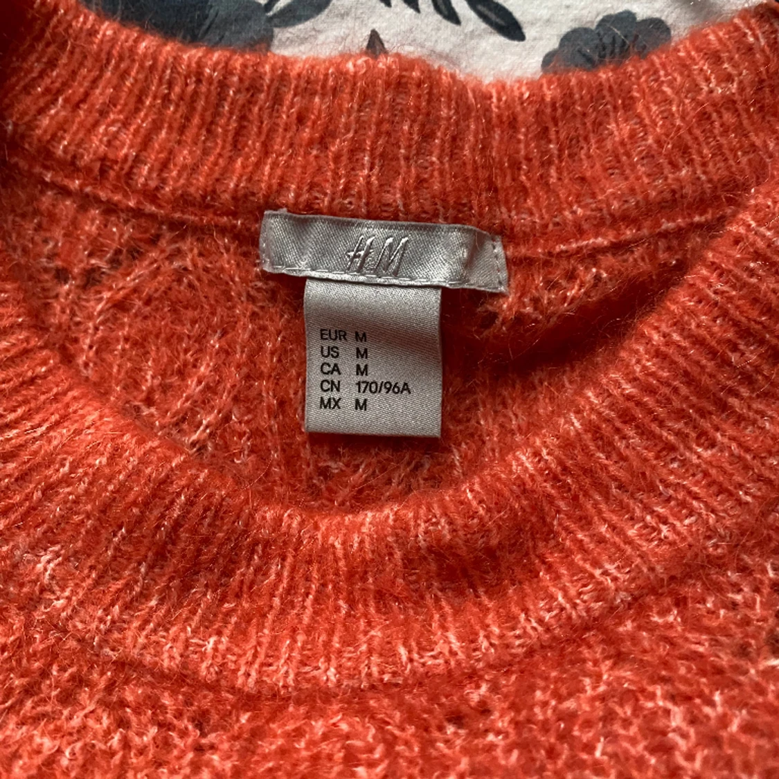 Stickad t-tröja - 90