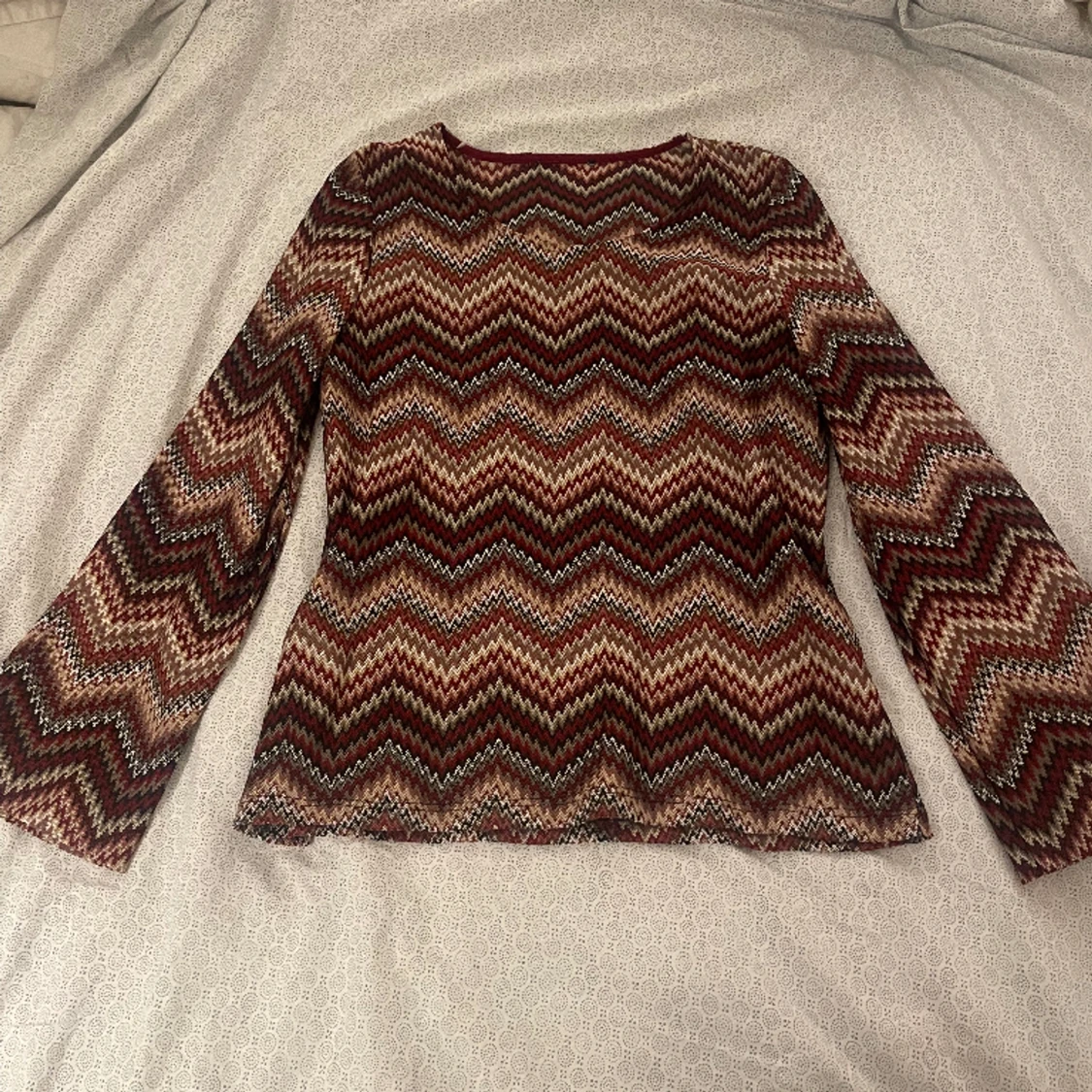 Tröja med Missoni mönster