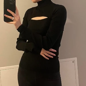 Knitted Turtleneck top, worn once. from other stories - Knitted Turtleneck, worn once. from other stories