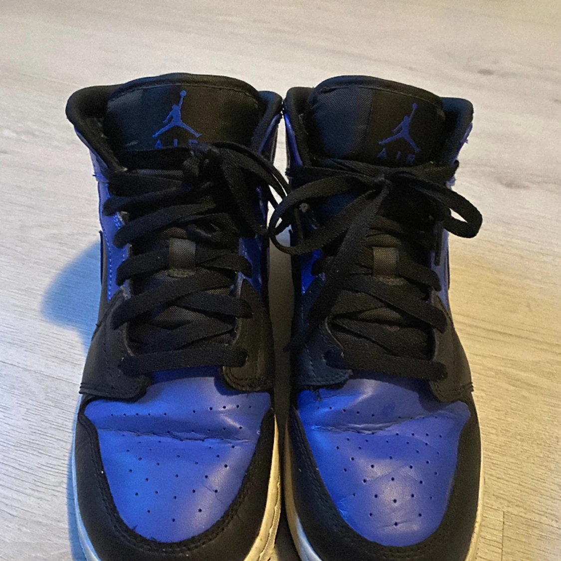 Air Jordan 1 Mid Royal Blue - 91