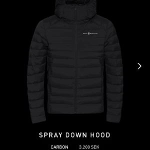 Sailracing jacka  - Säljer min jacka då jag köpt en ny, endast andvänd en vinter och är i bra skick. 