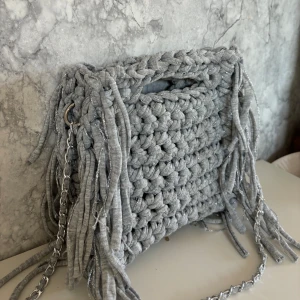 Grå väska  - Egen virkad🤍 