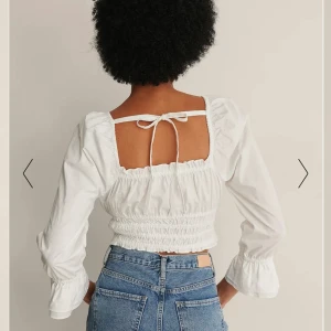 Topp - Säljer denna söta topp från NAKD, slutsåld på hemsidan💞💞 