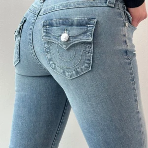 True religion Becca  - Helt nya true religion i modellen Becca. Storlek 26. Nypris 1199kr. 