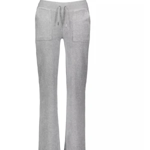 Juicy byxor  - Säljer mina gråa juicybyxor då dom inte kommer till andvändning längre. Kan gå ner i pris vid snabb affär.