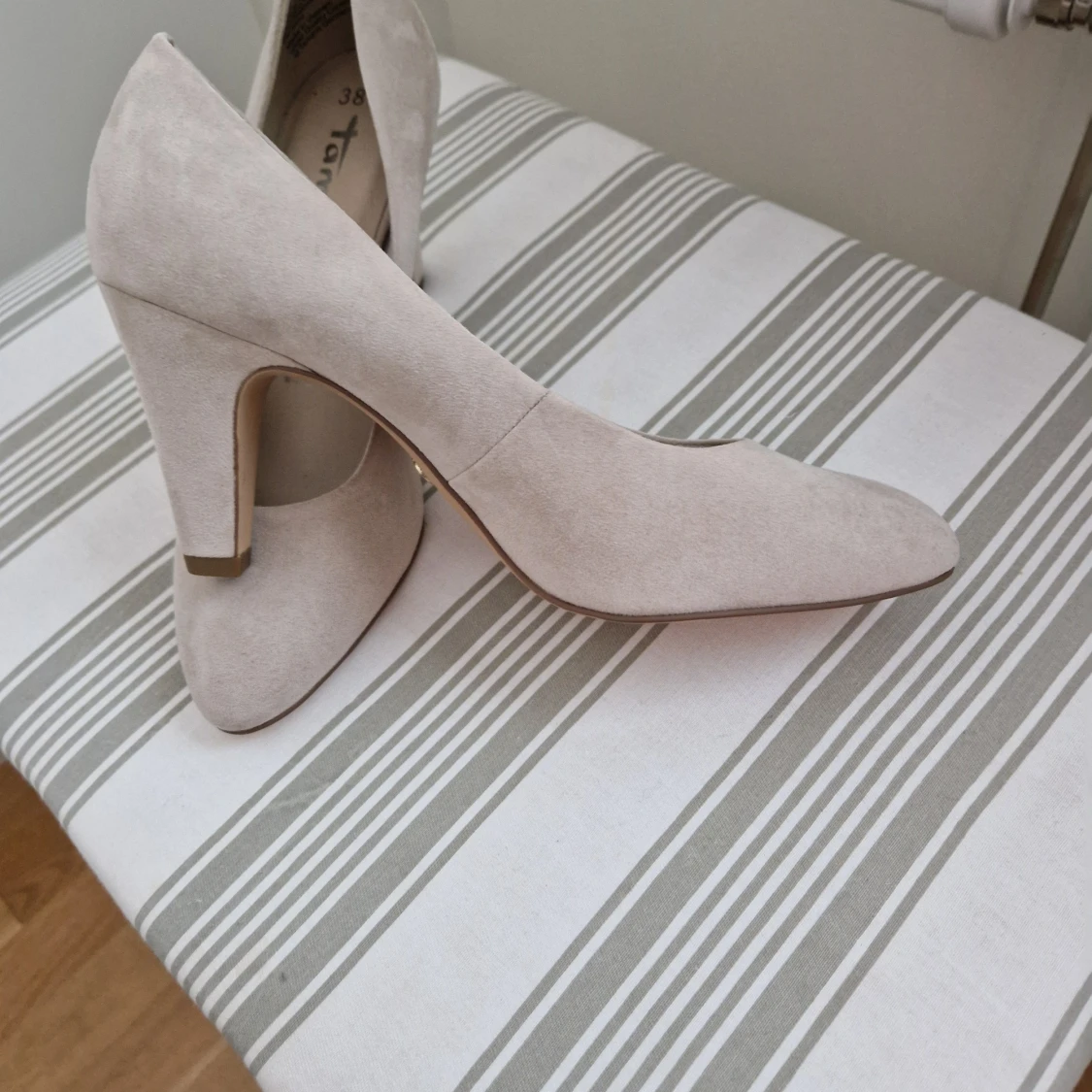 Tamaris pumps storlek 38 - 90