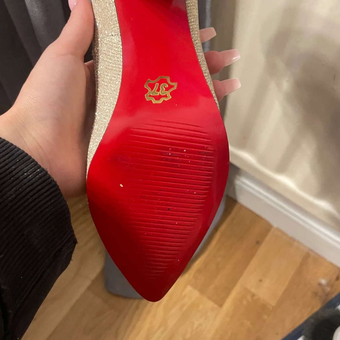 Jättesnygga klackar  - 92