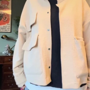 Vårjacka - Söt vårjacka!!