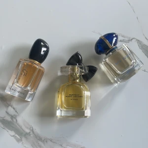 Parfymer  - Allt på bild för 900 kr. Köpt från kicks för totalt 2799 kr. Går även bra att köpa bara en, kontakta mig för pris! 