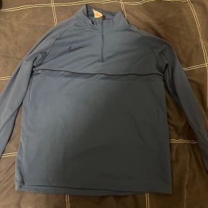 Nike  - Nike dri fit tracksuit 