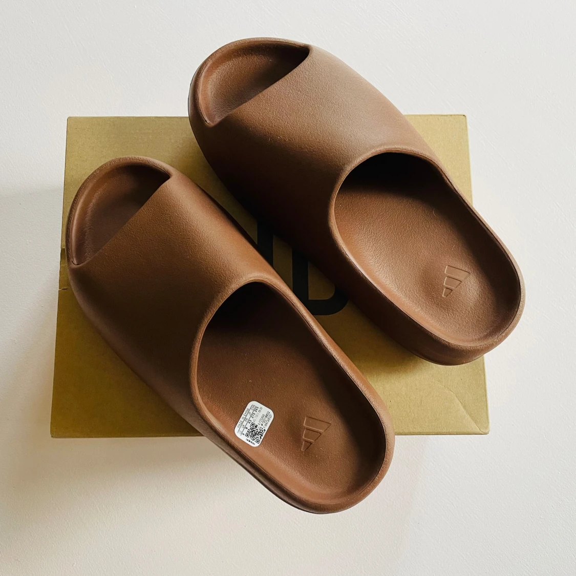 Adidas Yeezy Slide 'Flax' 