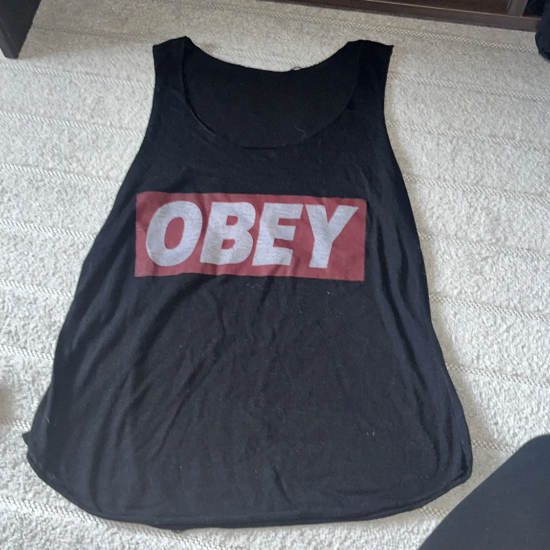 Obey linne  - 1