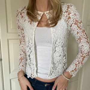 Spetskofta - Kofta med spets❤️