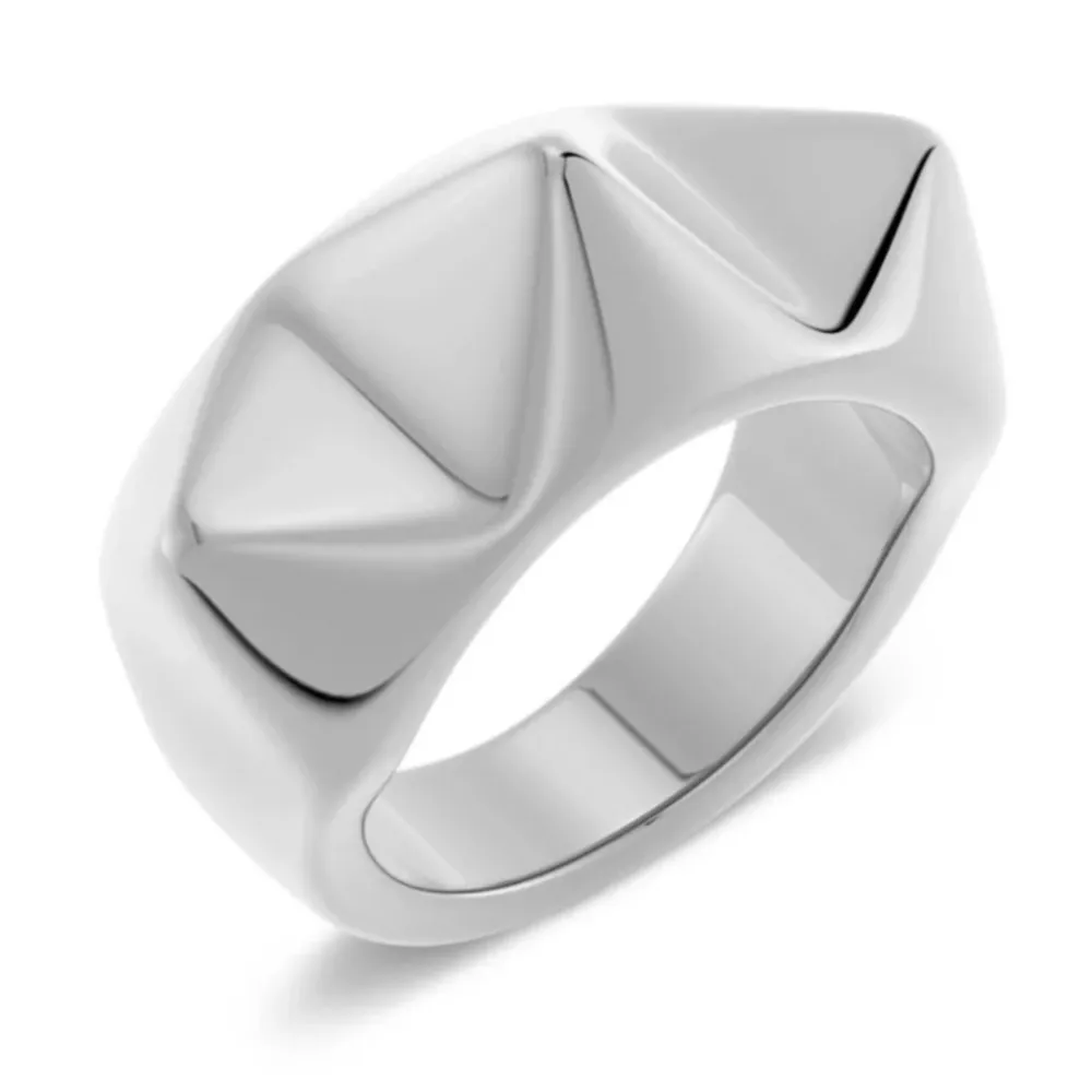 Jättefin ring från Edblad i storlek xs! Det motsvarar 16,0 mm  Använd men inga defekter, bra skick💗köptes för 399 säljer för 260. Accessoarer.
