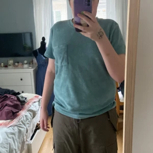 T-shirt  - Inga skador # hål använd där av priset