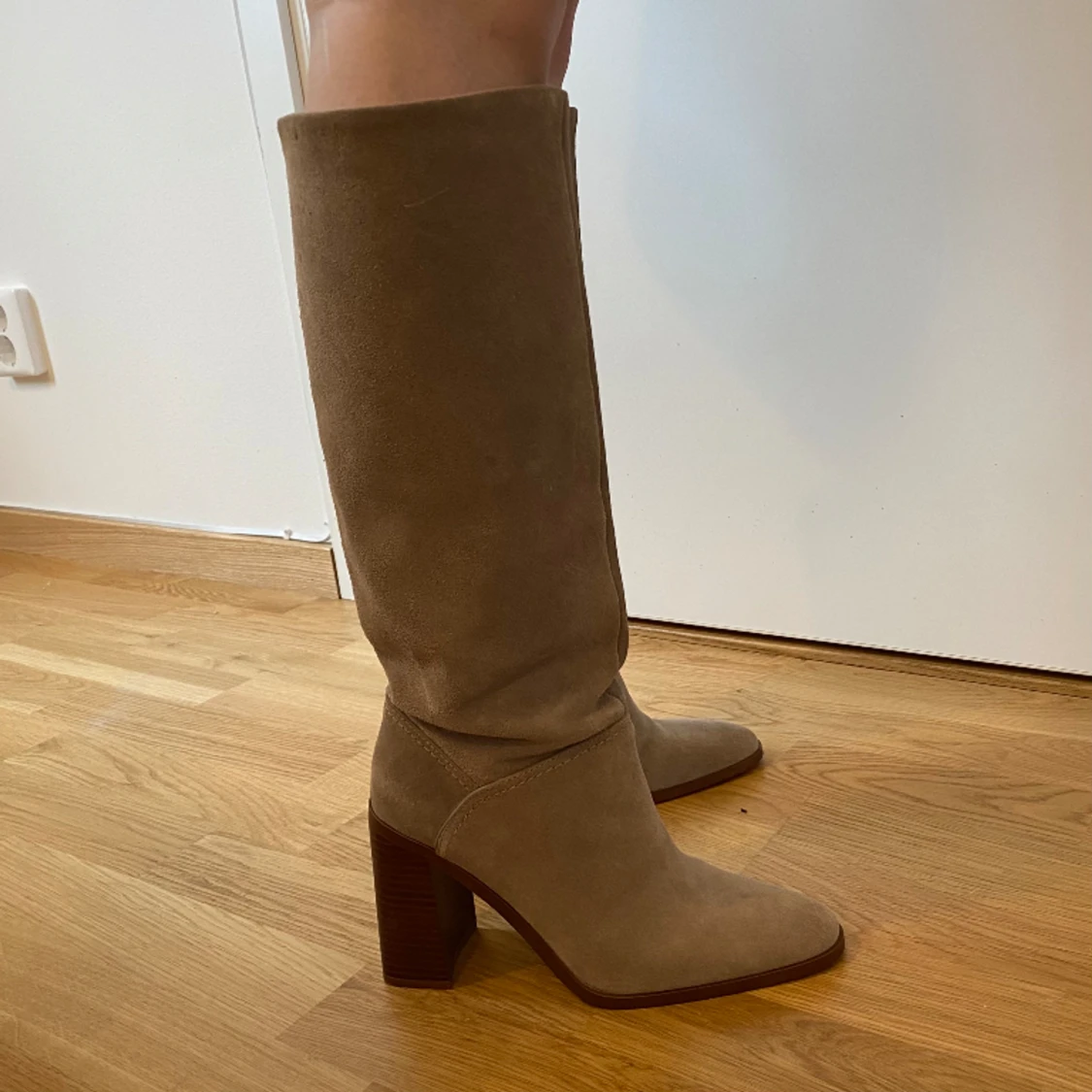 Mocka Boots