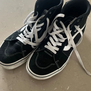 Vans skor - Vansskor, tvättas omgående innan frakt🖤