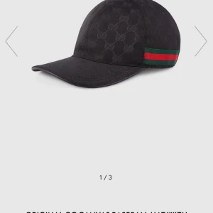 Gucci Baseball Cap - Autentisk vara med kvitto som medföljer vid köp. Använd en halv sommar och sen dess bara legat hemma så skicket på det har inte drabbats.  Billigare än detta bil det inte och byten sker inte.
