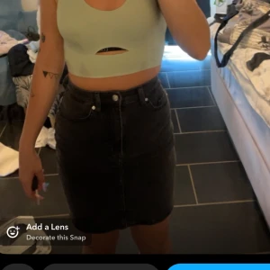 Jeans kjol - Använd 2 ggr  Som ny