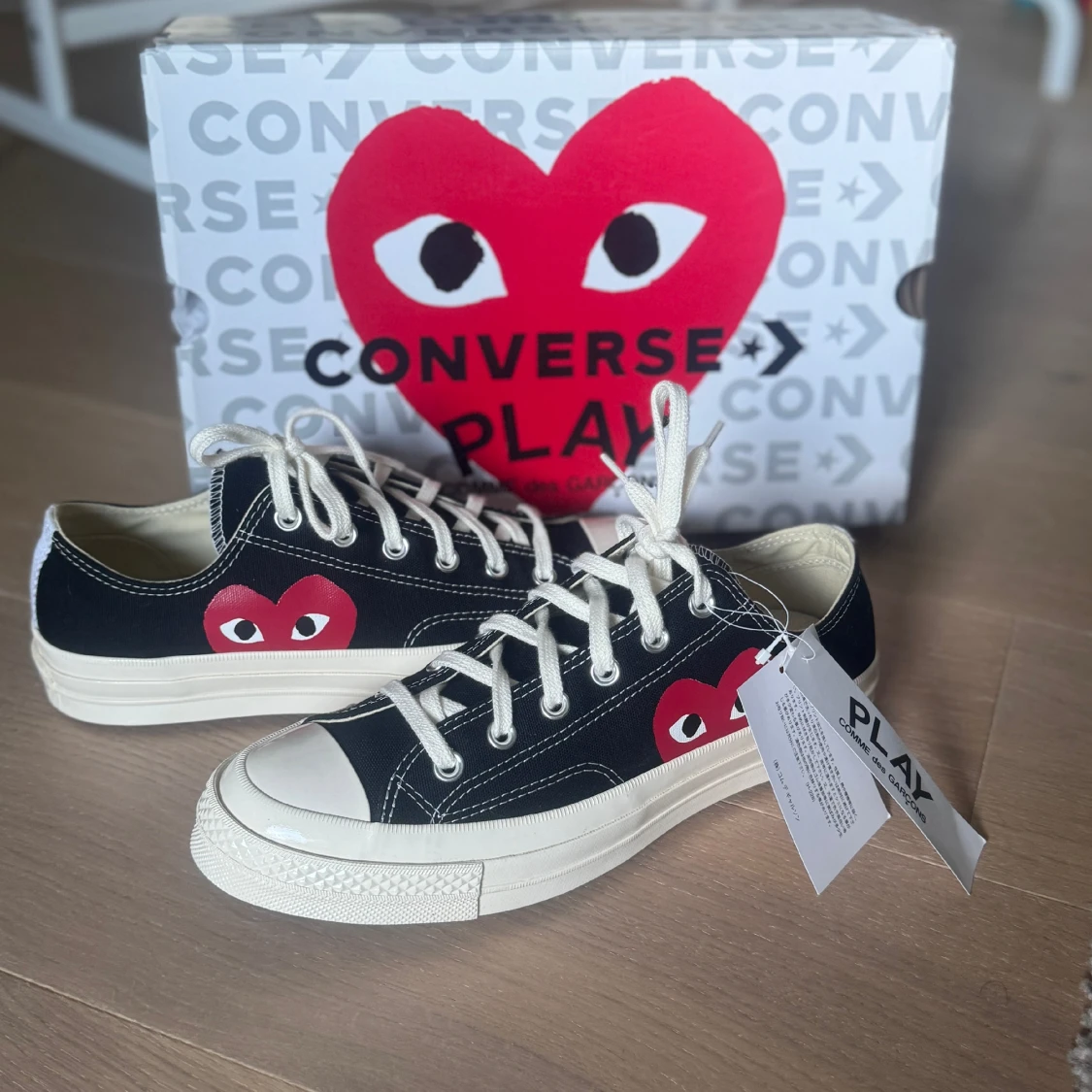 Helt nya Converse Play (CDG)