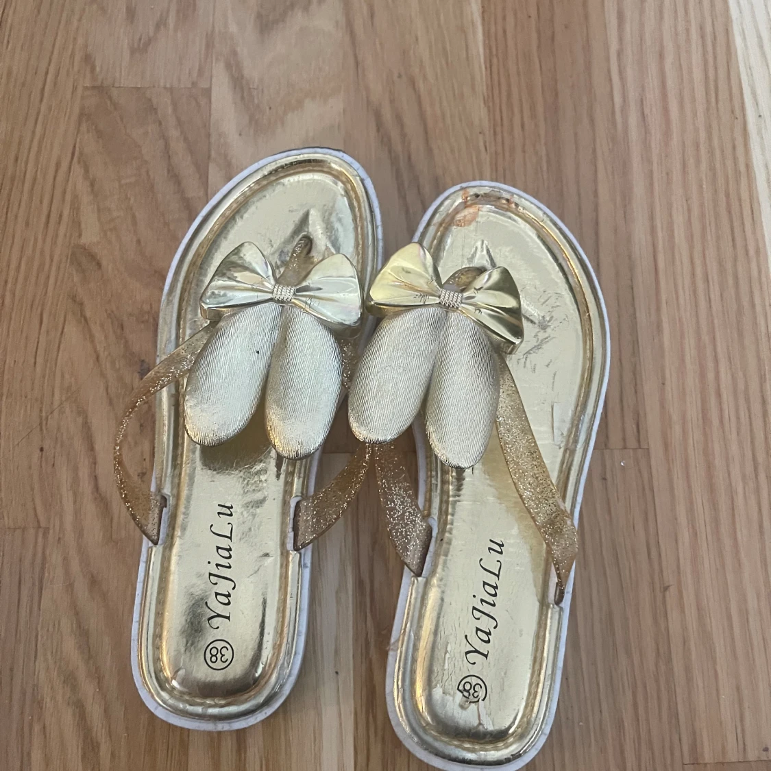 Guld flip-flops - 90