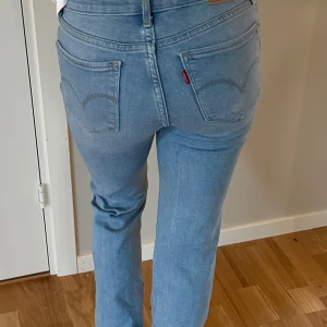 Levis jeans - Lågmidjade jeans från Levis. Storlek 25/30 bra skick