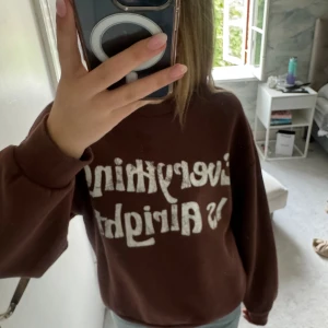 Sweater - Fin tröja, ej andvänd många gånger!! Pris kan diskuteras.